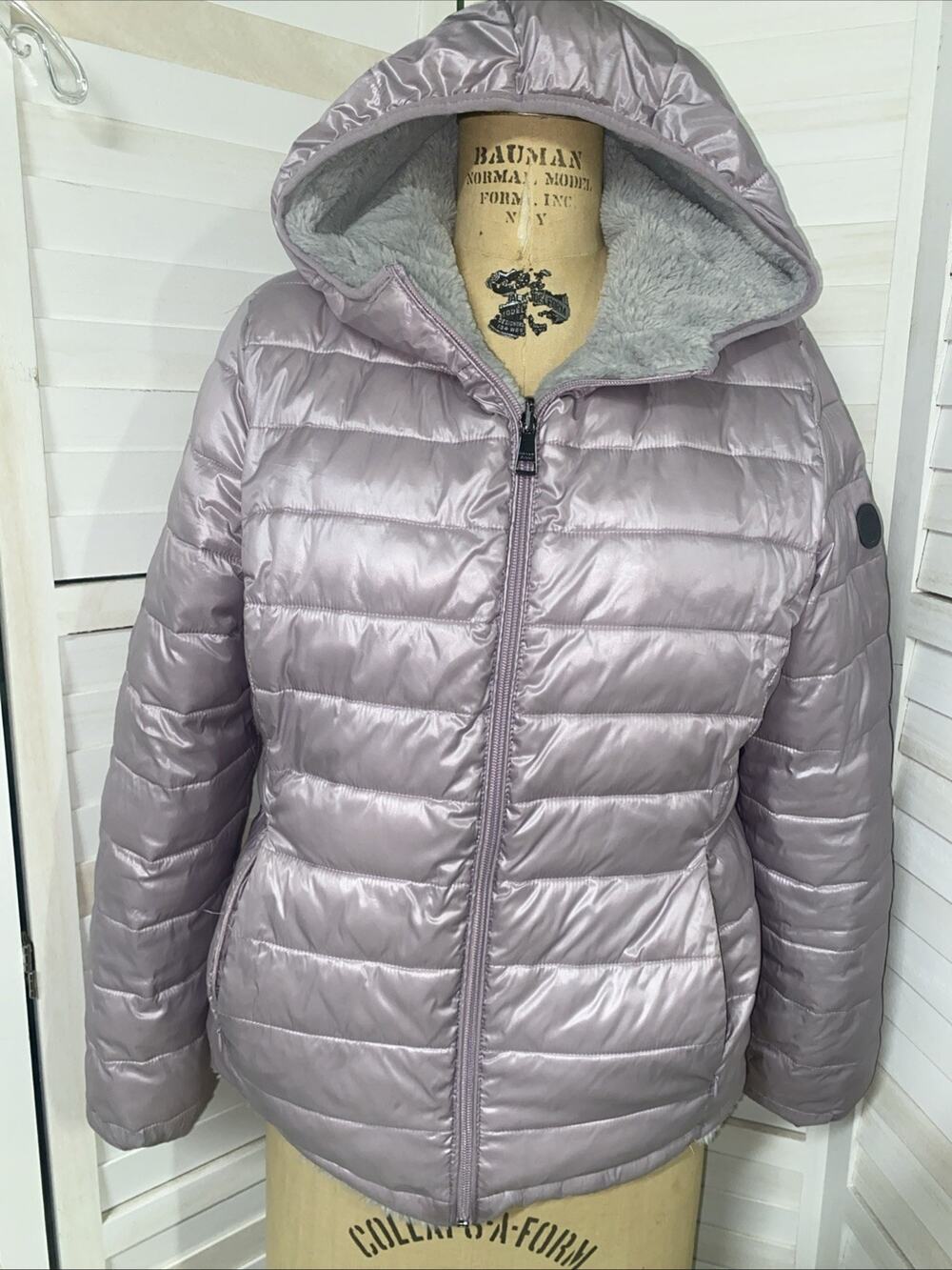 Andrew Marc Jacket Women’s Reversible Gray Fleece Purple Satiny Puffer Sz Med